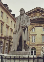 Statue of Claude Bernard outside the College de France
